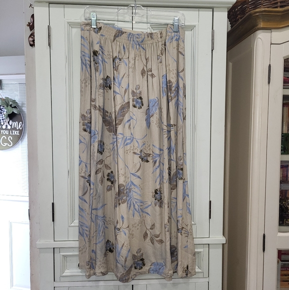 Sag Harbor Full Length Skirt - Picture 2 of 4